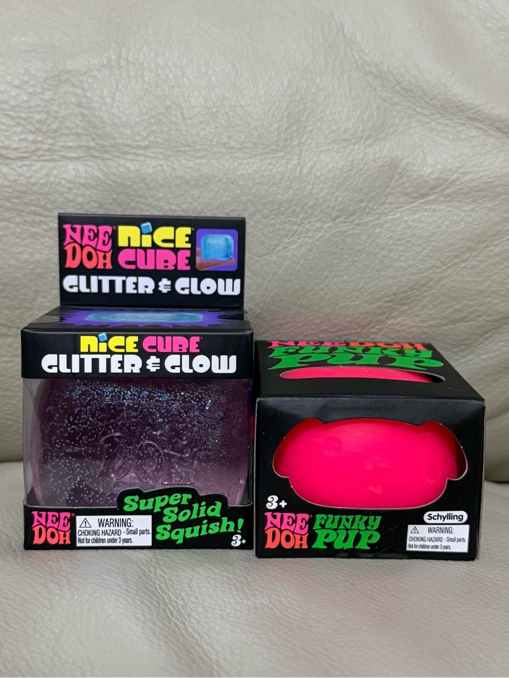 NeeDoh PURPLE Glitter & Glow Nice Cube Super Solid Squish Pink Needoh Funky Pup